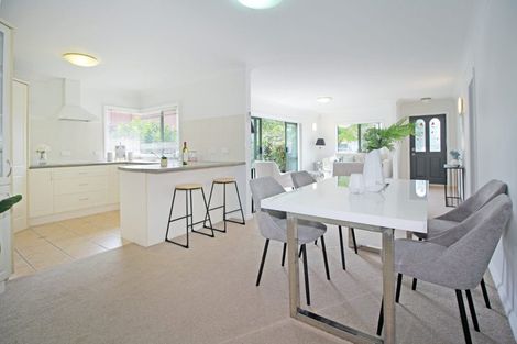 Photo of property in 1/4 Williams Avenue, Pakuranga, Auckland, 2010
