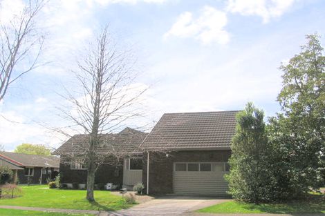 Photo of property in 10 Waitawa Place, Lynmore, Rotorua, 3010