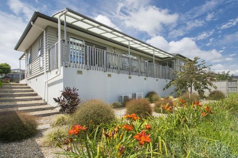 Photo of property in 5 Te Otinga Place, Pyes Pa, Tauranga, 3112