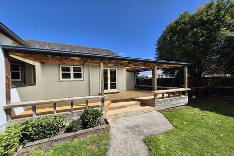 Photo of property in 18 Christian Street, Bryndwr, Christchurch, 8053