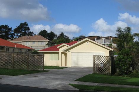 Photo of property in 31 Makora Road, Massey, Auckland, 0614