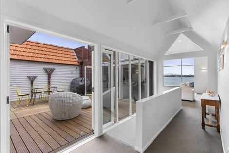 Photo of property in 69c Princes Street, Northcote Point, Auckland, 0627