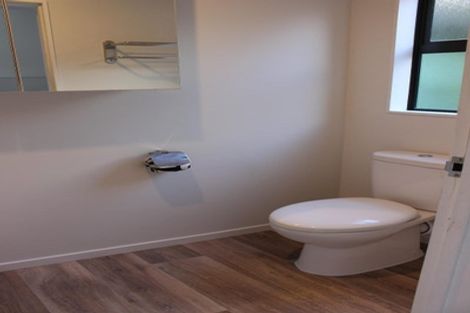 Photo of property in 28 Langana Avenue, Browns Bay, Auckland, 0630