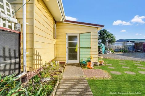 Photo of property in 3 Dawson Street, Foxton Beach, Foxton, 4815