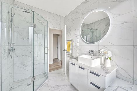 Photo of property in 2 Hoete Way, Tuakau, 2121