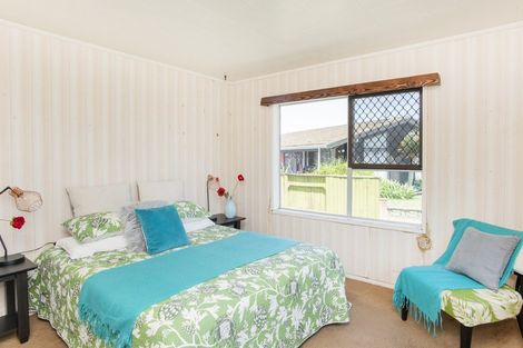 Photo of property in 4 Anita Grove, Riverdale, Gisborne, 4010