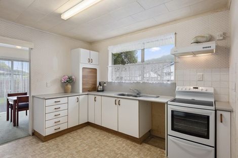 Photo of property in 13 Dakota Grove, Totara Park, Upper Hutt, 5018