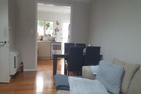 Photo of property in 1/12a Sanders Avenue, Takapuna, Auckland, 0622