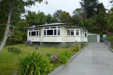 Photo of property in 19 Leith Crescent, Greymouth, 7805