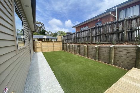 Photo of property in 22 Lorikeet Place, Unsworth Heights, Auckland, 0632