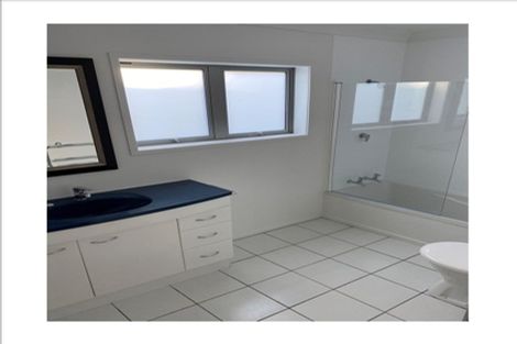 Photo of property in 20 Bowes Crescent, Strathmore Park, Wellington, 6022