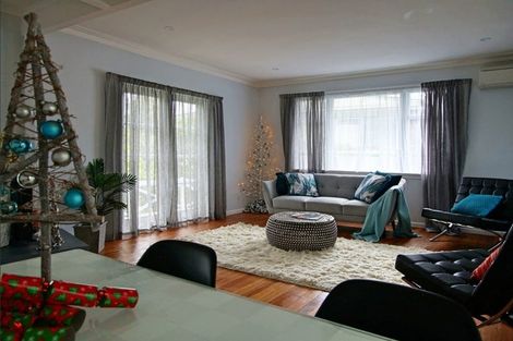 Photo of property in 1/33 Cosgrave Road, Papakura, 2110