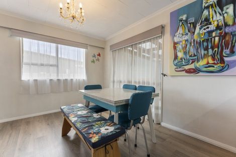 Photo of property in 55 Phillips Street, Sanson, 4817