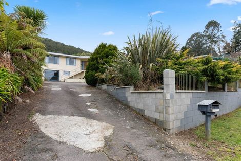 Photo of property in 8 Russell Crescent, Western Heights, Rotorua, 3015