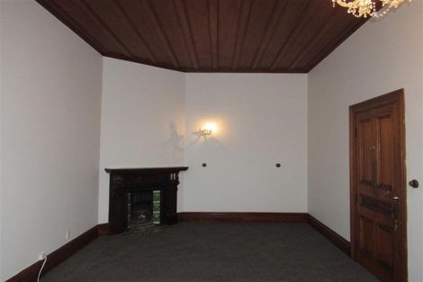 Photo of property in 37 Te Wharepouri Street, Berhampore, Wellington, 6023