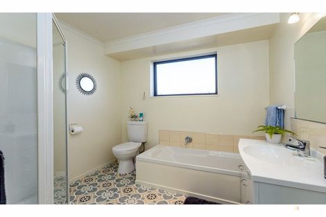 Photo of property in 240 Talbot Street, Geraldine, 7930