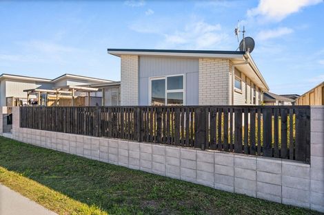 Photo of property in 20 Toi Place, Papamoa, 3118