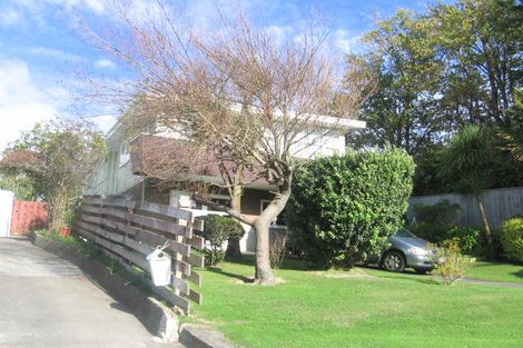 Photo of property in 13 Mepham Place, Ranui, Porirua, 5024