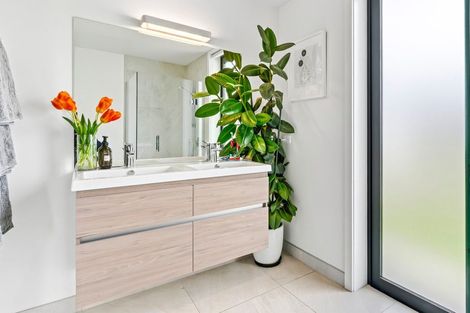 Photo of property in 26 Stackbrae Avenue, Wanaka, 9305