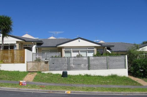 Photo of property in 4/1-5 Gleanor Avenue, Oteha, Auckland, 0632