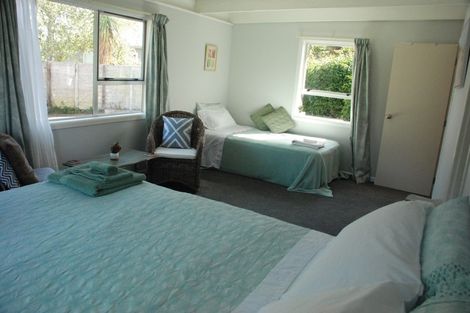 Photo of property in 196 Seaview Road, Westown, New Plymouth, 4310