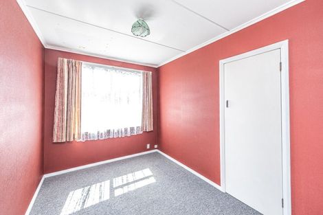 Photo of property in 5 Murch Place, Tawhero, Whanganui, 4500