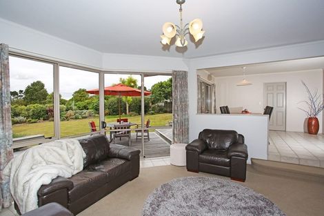 Photo of property in 27 Bayview Drive, Waiuku, 2123