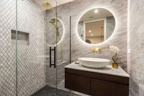 Photo of property in 58c Potter Avenue, Northcote, Auckland, 0627