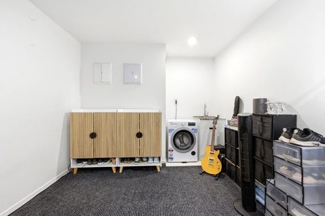 Photo of property in 70d Stanley Road, Glenfield, Auckland, 0629