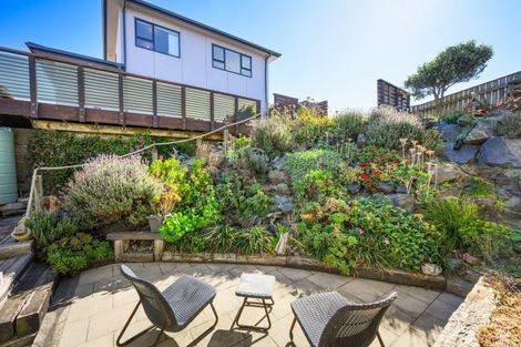 Photo of property in 17 Marine Parade South, Foxton Beach, Foxton, 4815