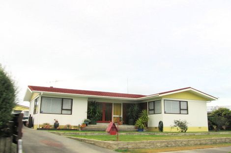 Photo of property in 8 Selkirk Street, Tamatea, Napier, 4112