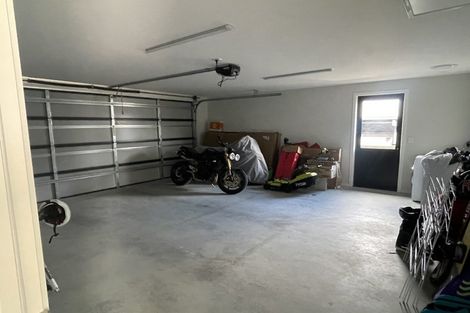 Photo of property in 18 Coopworth Road, Jacks Point, 9371