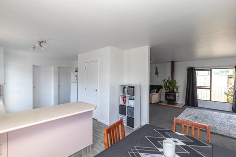 Photo of property in 50 Mahana Road, Ngatea, 3503