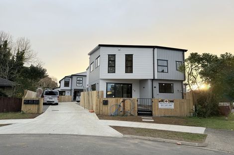 Photo of property in 9 Kirrama Place, Conifer Grove, Takanini, 2112