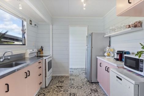 Photo of property in 61 Kimihia Road, Huntly, 3700