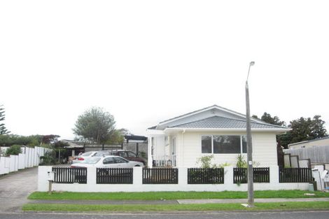 Photo of property in 8 Reelick Avenue, Pakuranga Heights, Auckland, 2010