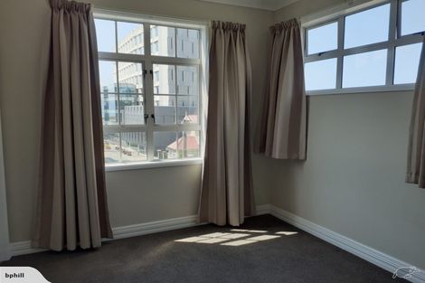 Photo of property in 32 Pipitea Street, Thorndon, Wellington, 6011