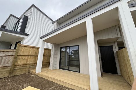 Photo of property in 20 Kapeta Lane, Karaka, 2113