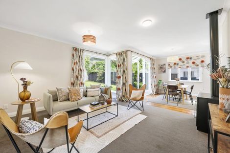 Photo of property in 1 Dee Street, Island Bay, Wellington, 6023