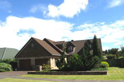 Photo of property in 27 Uppingham Crescent, Hillcrest, Auckland, 0627