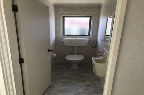 Photo of property in 37 Manse Road, Pahurehure, Papakura, 2113