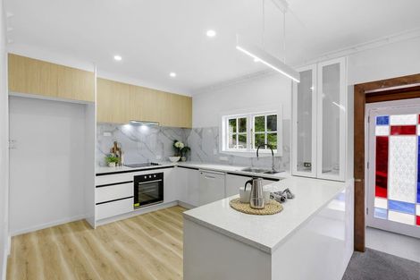 Photo of property in 128 Manuka Street, Stokes Valley, Lower Hutt, 5019