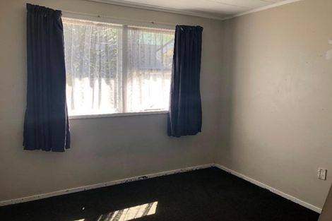 Photo of property in 28 Invergarry Road, Hilltop, Taupo, 3330
