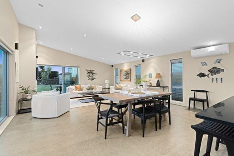 Photo of property in 47 Taumata Road, Omaha, 0986