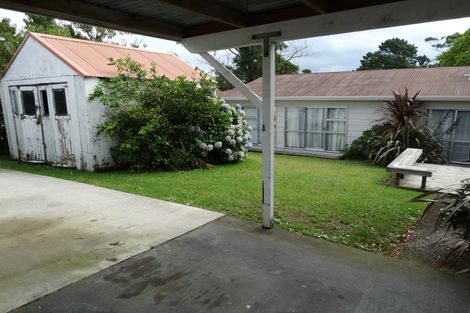 Photo of property in 4/23 Luckens Road, West Harbour, Auckland, 0618