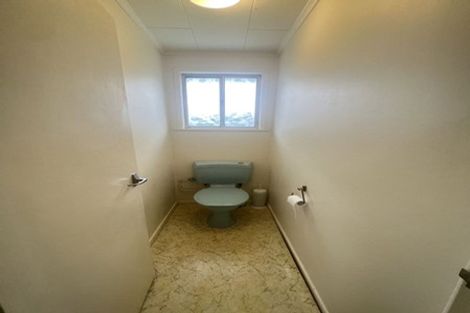 Photo of property in 20 Sunnyhill Crescent, Sunnyhills, Auckland, 2010