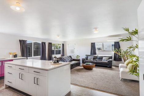 Photo of property in 27 Kitchener Street, Whanganui East, Whanganui, 4500