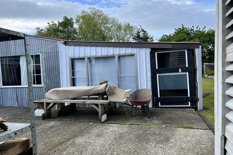 Photo of property in 42 Tennyson Street, Dannevirke, 4930