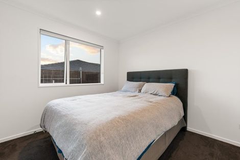 Photo of property in 55 Accolage Boulevard, Kumeu, 0810