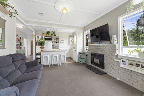 Photo of property in 2 Standish Street, Inglewood, 4330